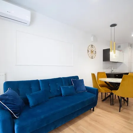 - Kasprowicza Premium Z Parkingiem I Klimatyzacją * Kołobrzeg