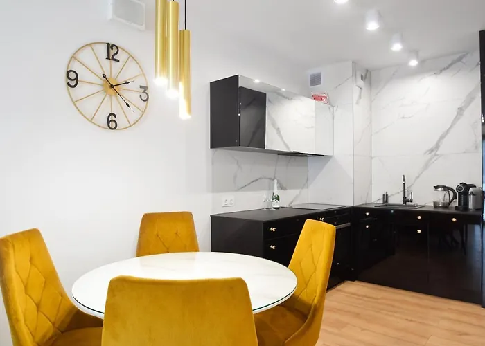 - Kasprowicza Premium Z Parkingiem I Klimatyzacją * Kołobrzeg